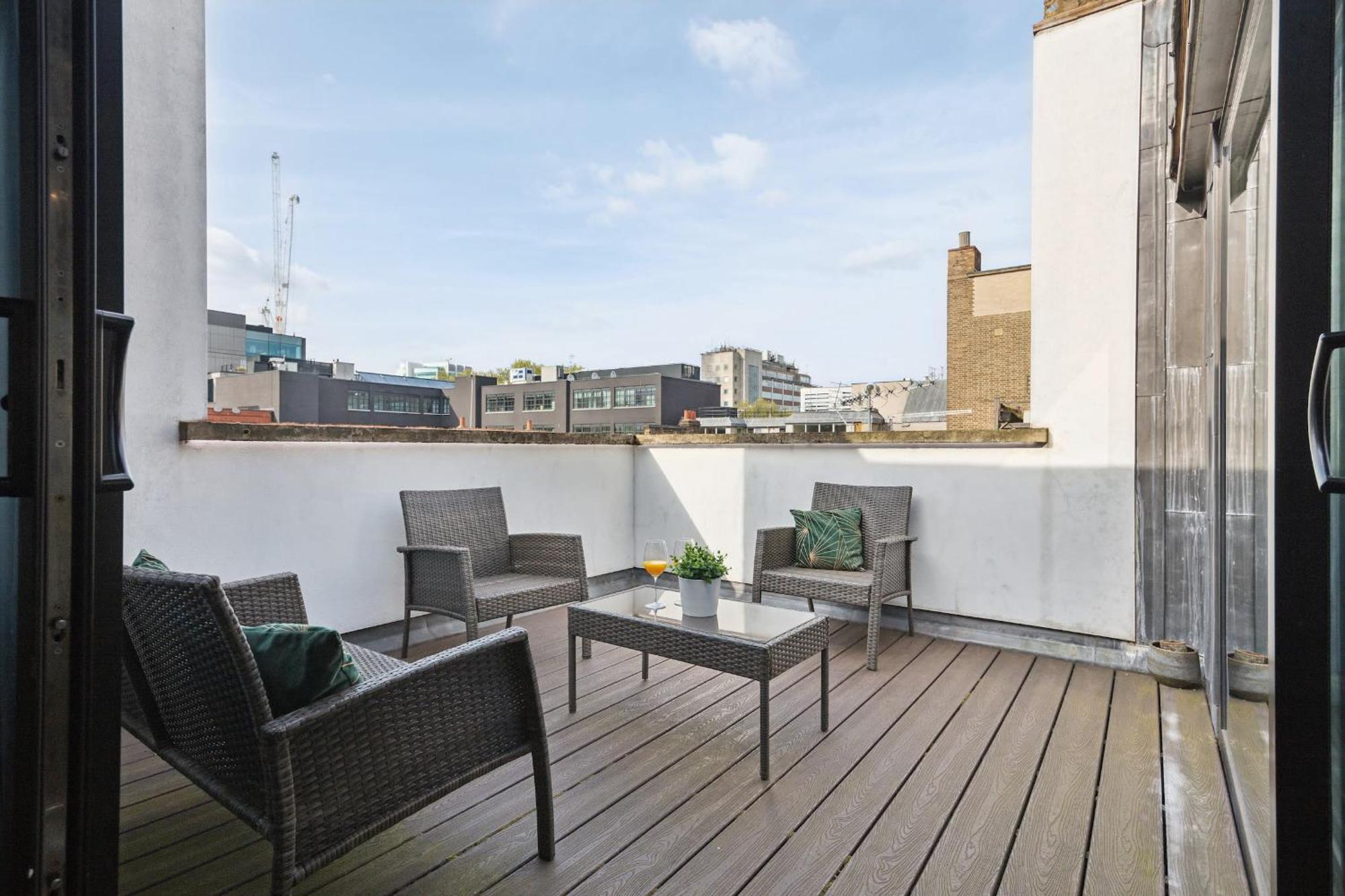 3Br Penthouse With Terrace - Cityapartmentstay London Luaran gambar